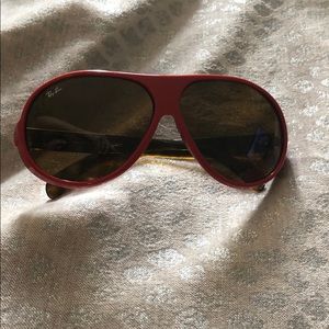 Ray-ban women’s sunglasses
